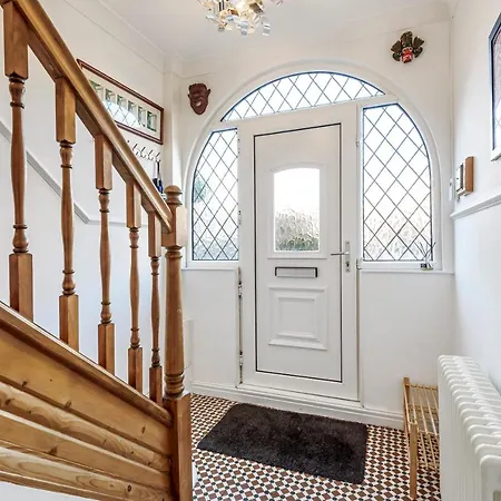 בית נופש Bishy Road Hideaway Near Racecourse יורק