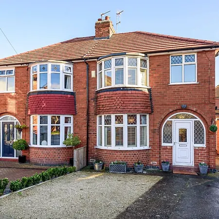 Bishy Road Hideaway Near Racecourse *